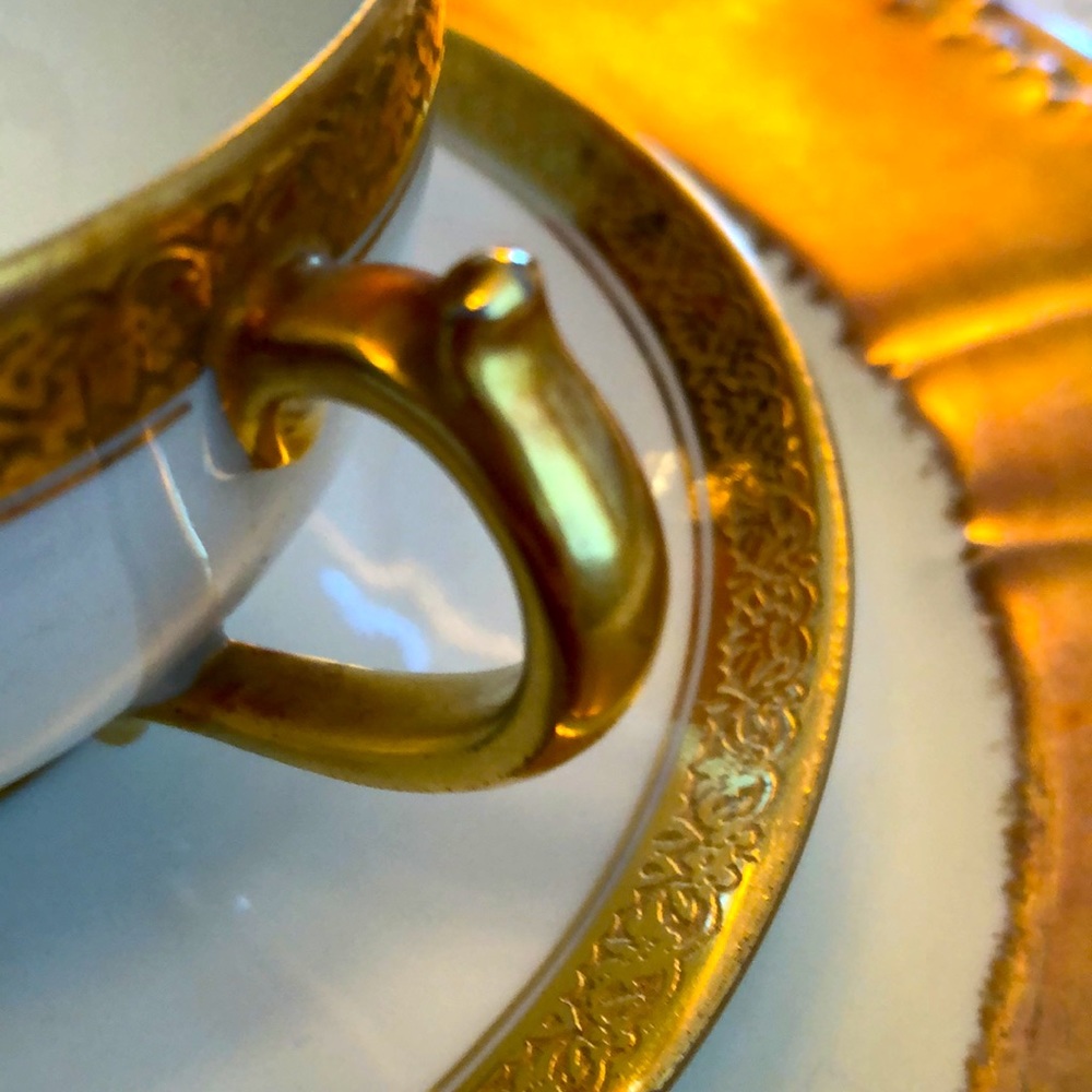 EUC- Nearly Pristine & Rare GDA France Haviland Limoges Calvados Teacup & Saucer - Picture 6 of 14